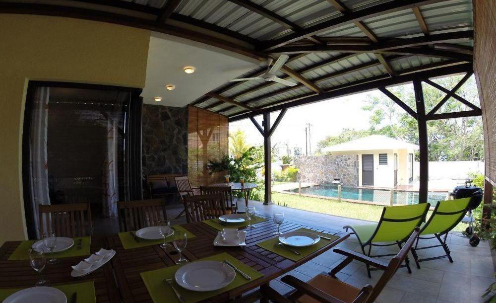 Villa Des Frangipanes Ла Гулет Екстериор снимка