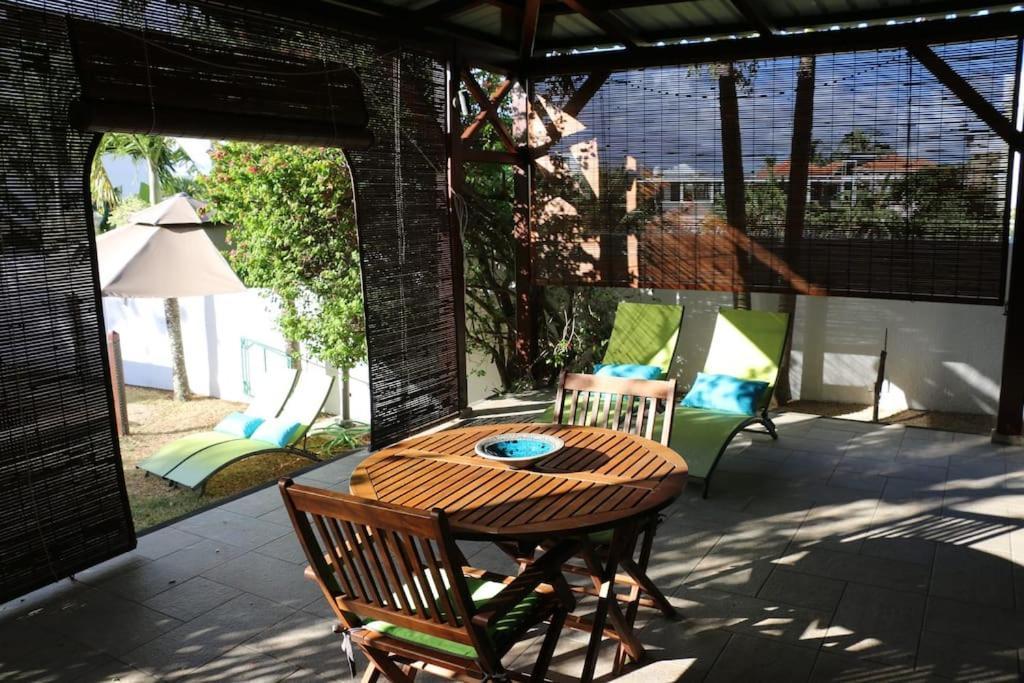 Villa Des Frangipanes Ла Гулет Екстериор снимка